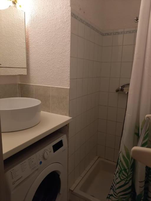 Location Dans Residence Calme, Proche Mer Cavalaire-sur-Mer Kültér fotó