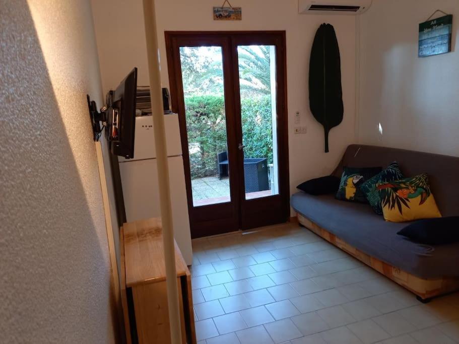 Location Dans Residence Calme, Proche Mer Cavalaire-sur-Mer Kültér fotó